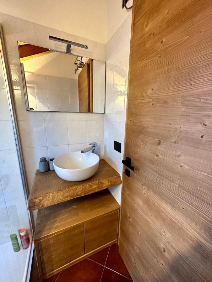 Apartamento Mansarda Con Vista Giustino Exterior foto