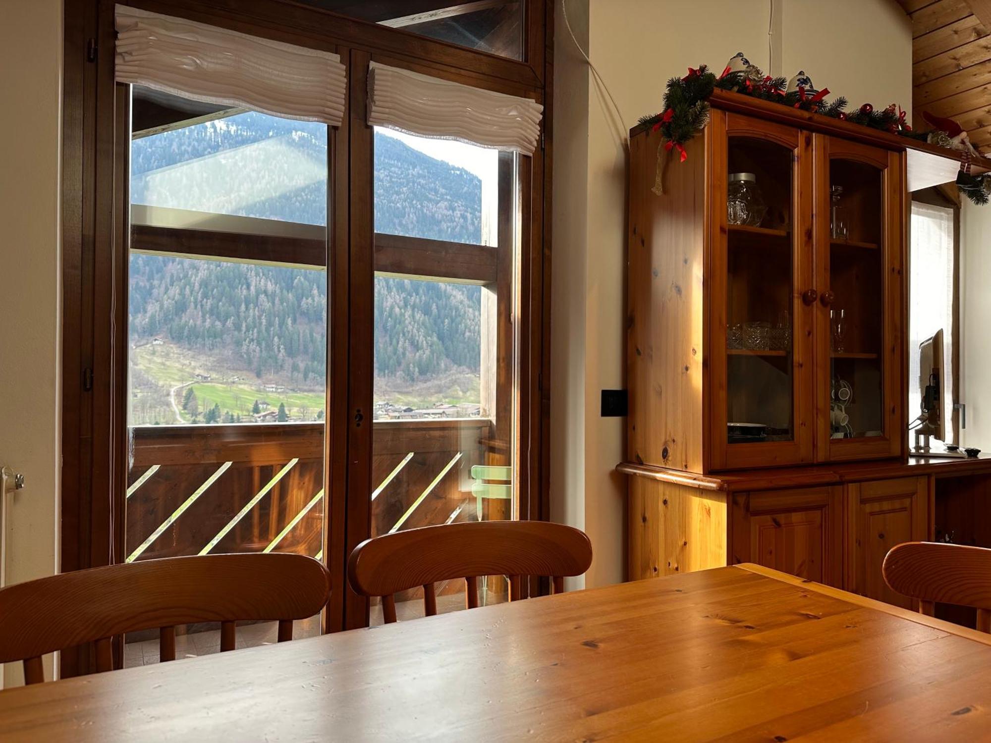 Apartamento Mansarda Con Vista Giustino Exterior foto